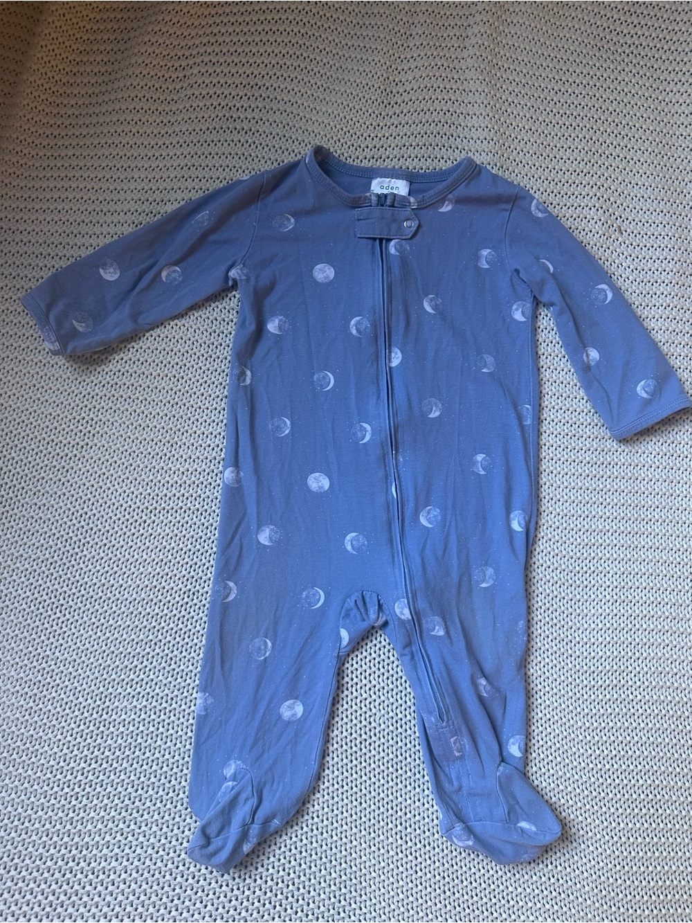 6-9 months aden+anais Blue Moon Print Footed Pajamas
